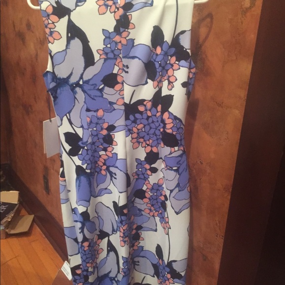 Floral Ivanka Trump Dress - Picture 7 of 8